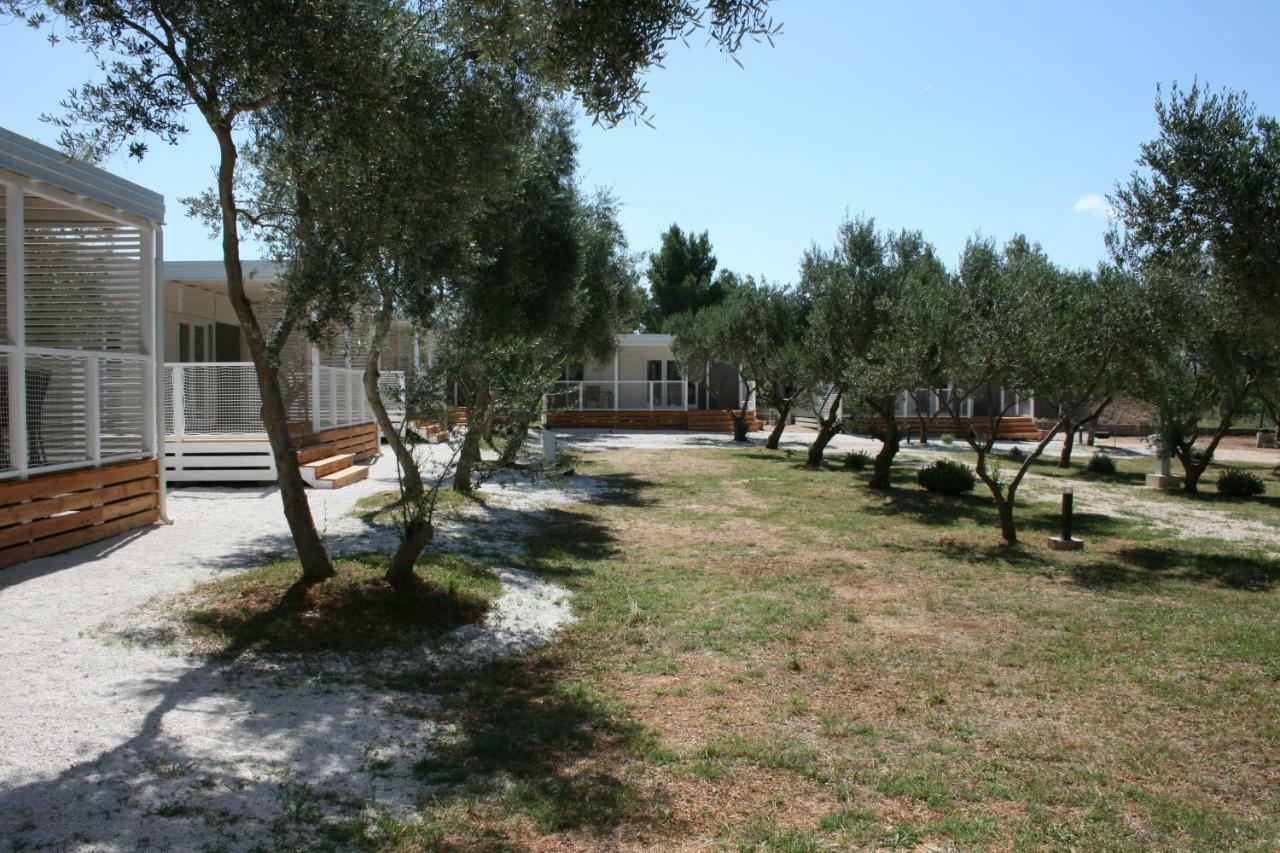 Mobile Homes Katinka, Starigrad Paklenica, Croatia Exterior photo
