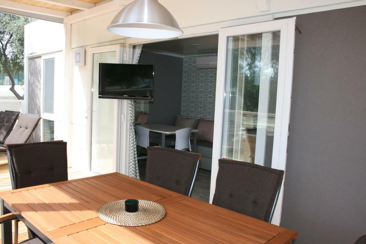 Mobile Homes Katinka, Starigrad Paklenica, Croatia Exterior photo